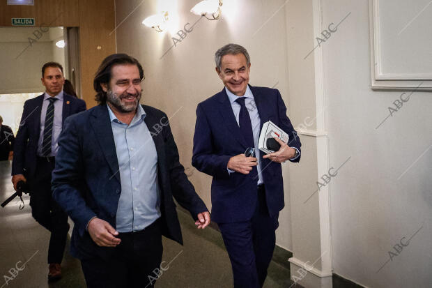 Presentación del libro de Zapatero en el Ateneo