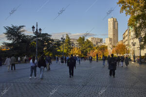 Torre de Madrid y edificio España con el hotel Riu Plaza