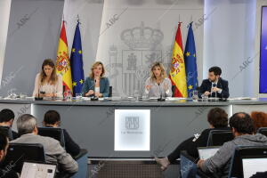 Comparecencia de la ministra portavoz, Pilar Alegría, junto a la vicepresidenta...