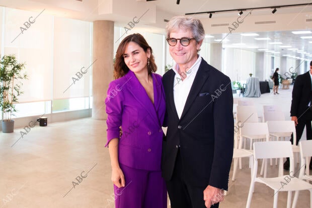 En la Imagen, Elena Sánchez y Roberto Domínguez