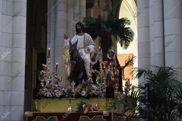 Procesión de La Borriquita, catedral de la Almudena