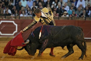 Corrida de toros celebrada en La Maestranza para los toreros El Cid, Manuel...