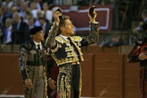 Corrida de toros celebrada en La Maestranza para los toreros El Cid, Manuel...