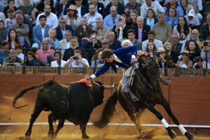 Corrida de toros celebrada en La Maestranza para los rejoneadores Rui Fernándes,...