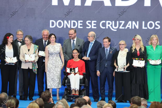 El alcalde José Luis Martínez Almeida preside el acto de entrega de las...