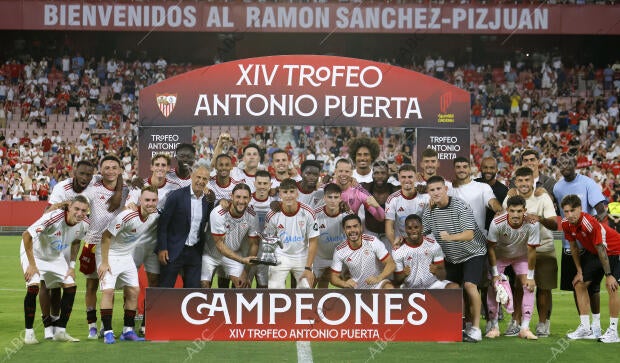 Partido amistoso entre el Sevilla y el Al Qadisiyah disputado en el Ramón...