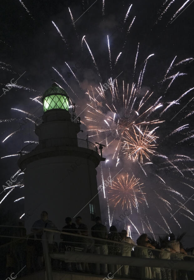 Fuegos artificiales para inaugurar la Feria de Málaga 2025