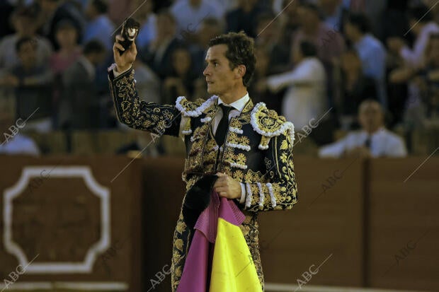 Corrida de toros celebrada en la Maestranza para los toreros Alejandro Talavante...