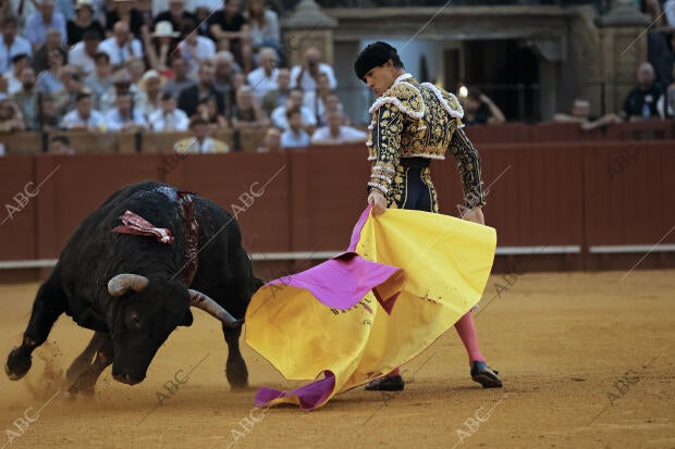 Corrida de toros celebrada en la Maestranza para los toreros Alejandro Talavante...