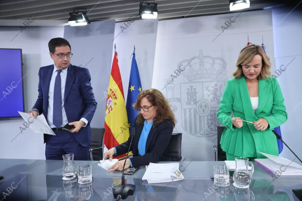 Rueda de prensa posterior a la reunión del Consejo de ministros con la ministra...