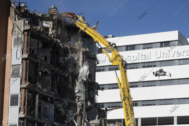 molición del hospital 12 de Octubre