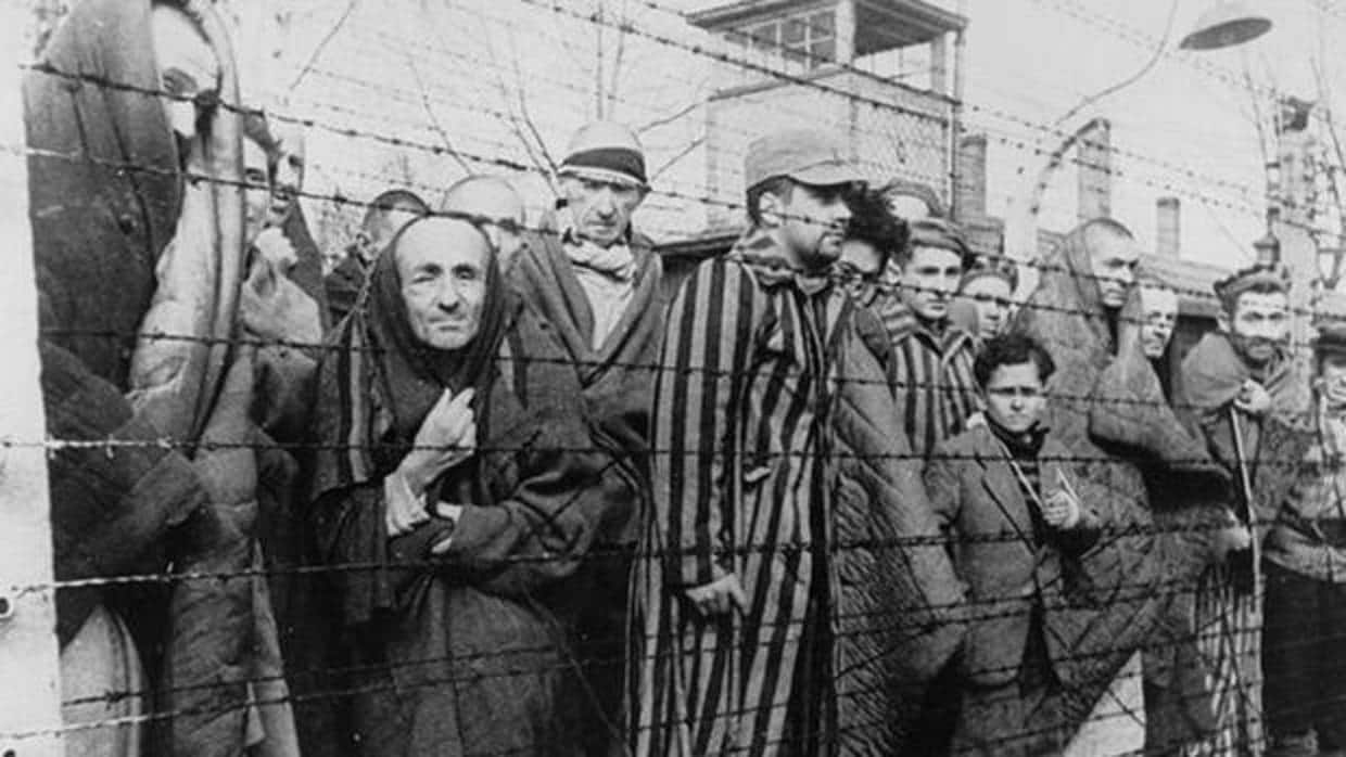 La masacre secreta de soldados soviéticos con la que los nazis iniciaron el  holocausto judío de Auschwitz