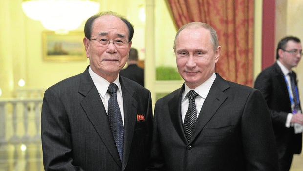 Vladímir Putin con Kim Jong-am, jefe de Estado de Corea del Norte, en una imagen de 2014