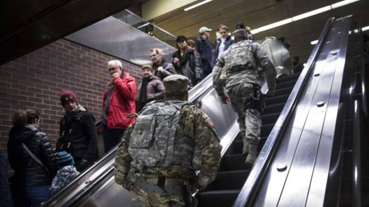Hombre en Nueva York construye bombas caseras con ayuda de la inteligencia artificial: fue capturado por el FBI