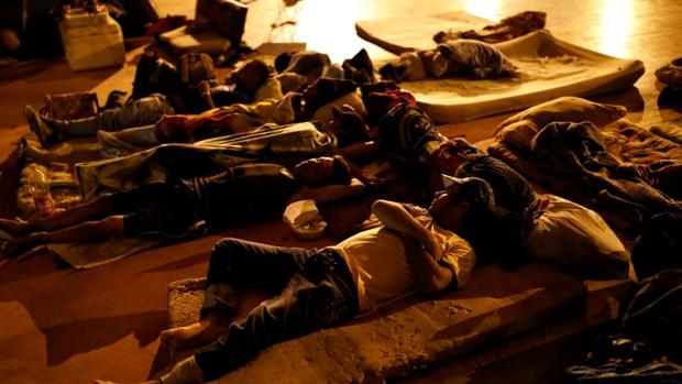 Venezolanos sintecho se refugian en Cúcuta (Colombia), el pasado 23 de enero