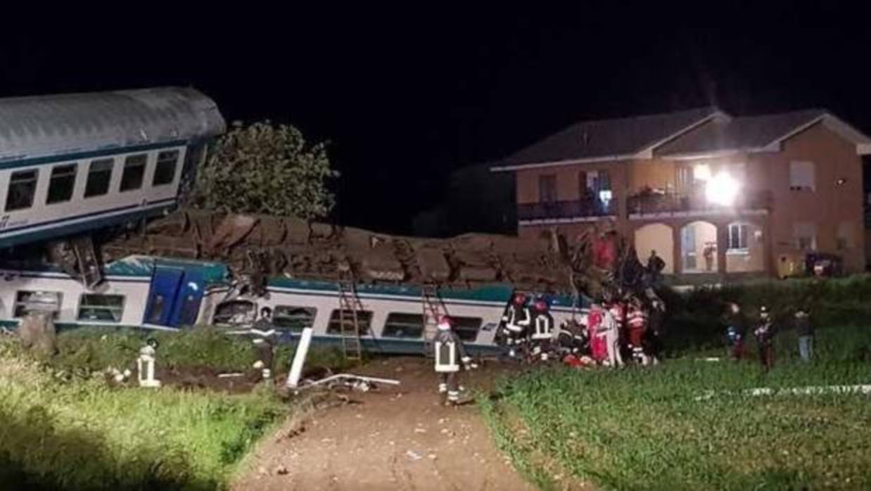 Al menos dos muertos y 20 heridos en un accidente de tren en Italia