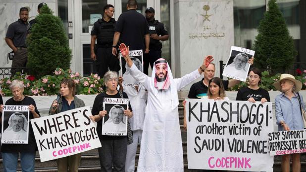 Manifestación de protesta ante la Embajada saudí en Washington