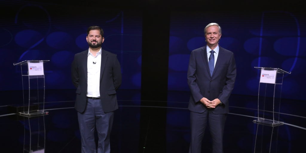 Kast y Boric moderan sus posiciones en la batalla para conquistar el ...