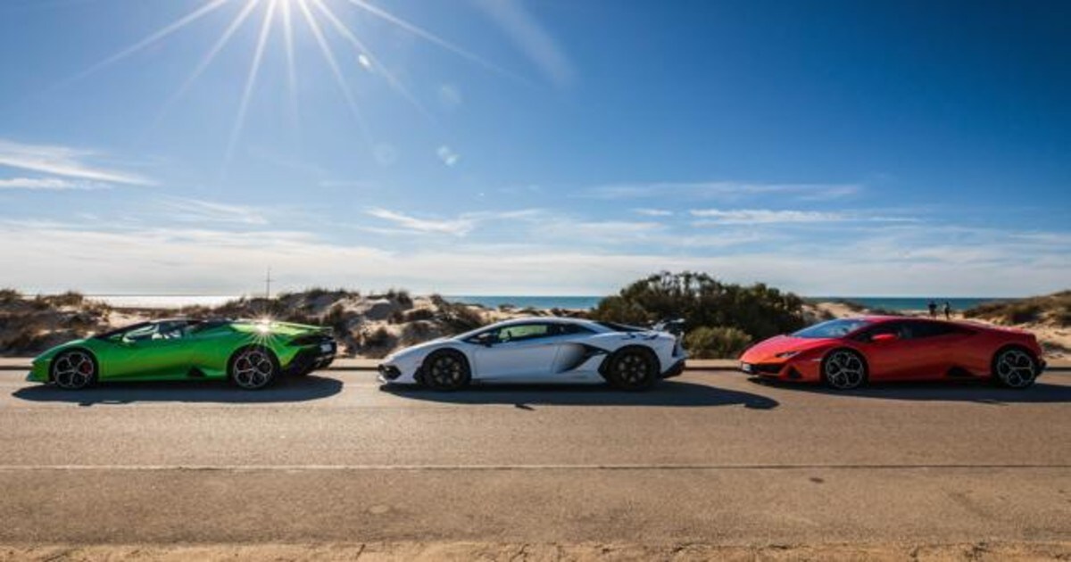 Recorremos Cádiz a bordo de la gama más imponente de Lamborghini, un  derroche de aptitud