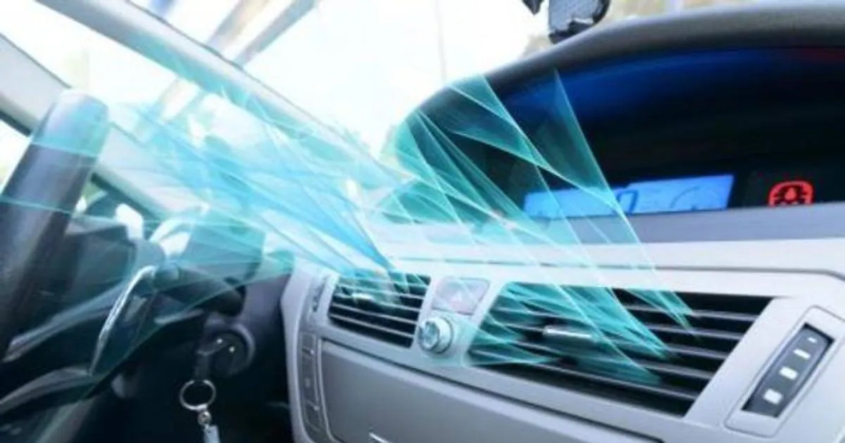 gene Depender de bar Por qué el aire acondicionado de tu coche enfría poco o huele mal