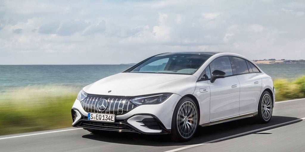 Volkswagen y Mercedes celebran el fin de los motores de combustión