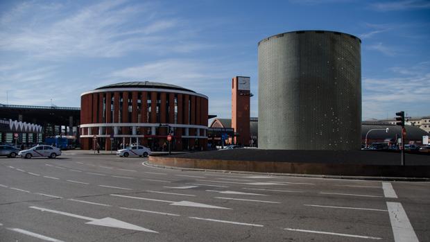 Exterior del monumento en memoria de las víctimas del 11 M en Atocha