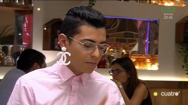 Ausias durante su cita en «First Dates»