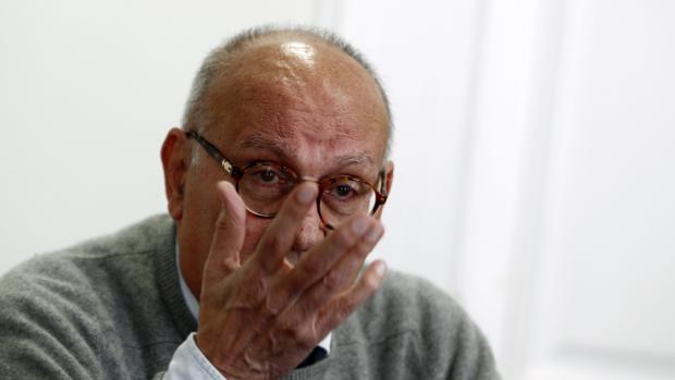 Mario Camus