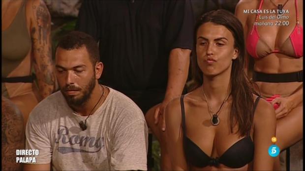 Alberto Isla y Sofía Suescun durante su discusión en la gala de Supervivientes