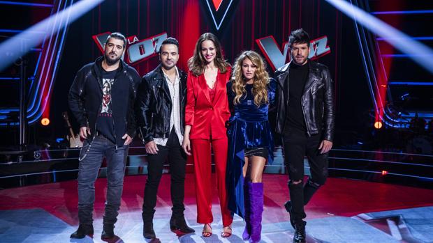 Los «coaches» de «La Voz»: Antonio Orozco, Luis Fonsi, Paulina Rubio y Pablo López junto a Eva González