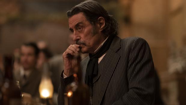 Ian McShane, en una imagen del telefilme que pondrá fin a la serie