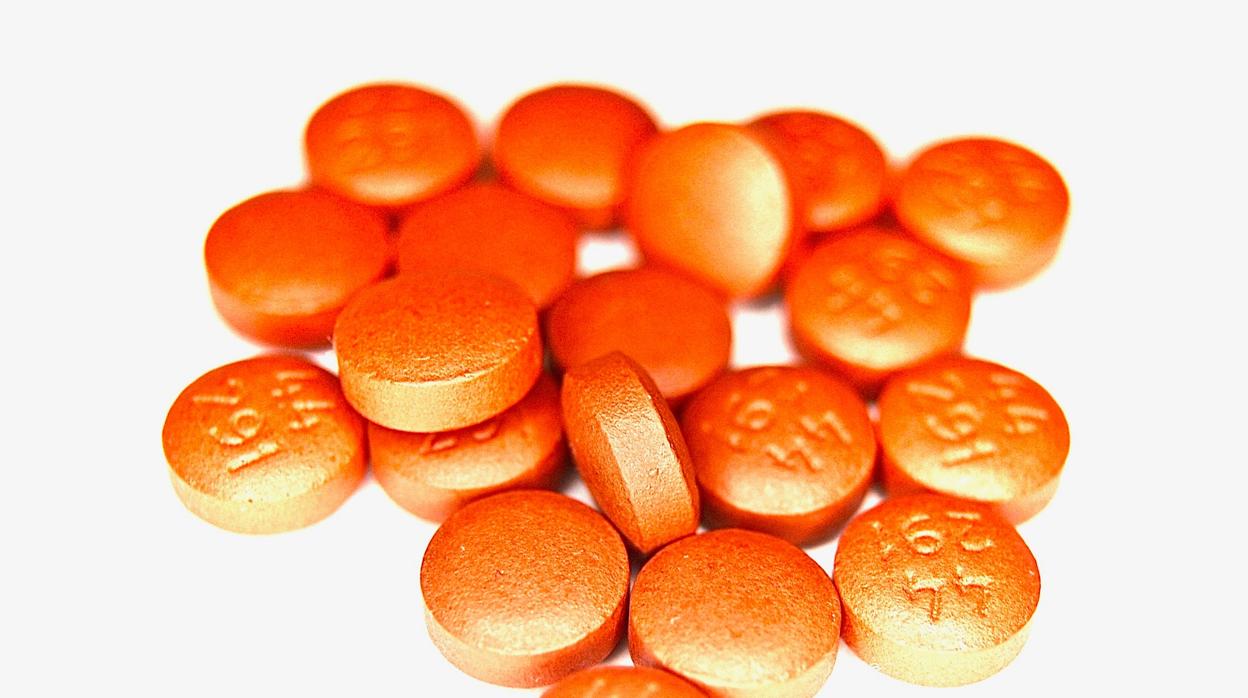 medicamentos utilizados en el tratamiento de la HPB