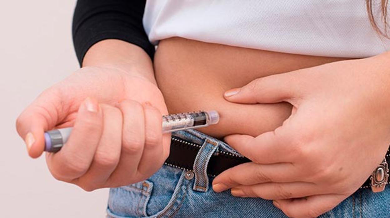 Suplementos modelo de fitness femenino para la diabetes
