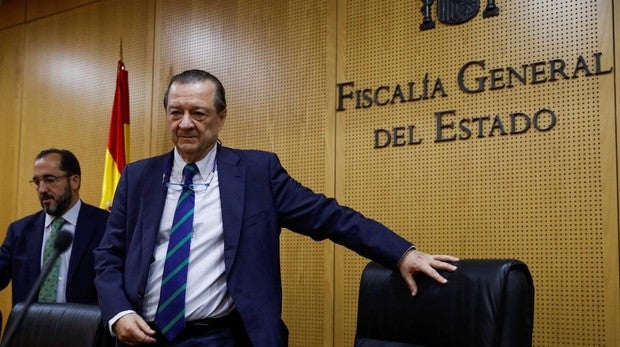 El fiscal general del Estado, Bartolomé Vargas, ha ofrecido una rueda de prensa para analizar la siniestralidad vial