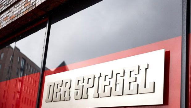 Imagen de archivo que muestra un cartel con el nombre de la revista alemana «Der Spiegel»'