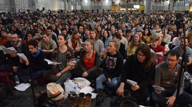 Más de 15.ooo jovenes se encuentran en Madrid para participar en el encuentro europeo de la comunidad de Taizé