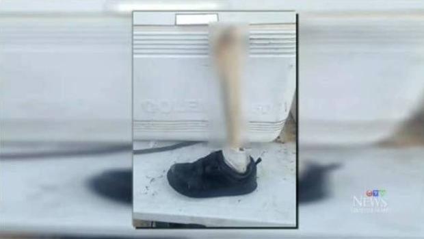 Uno de los pies encontrados en las playas canadienses