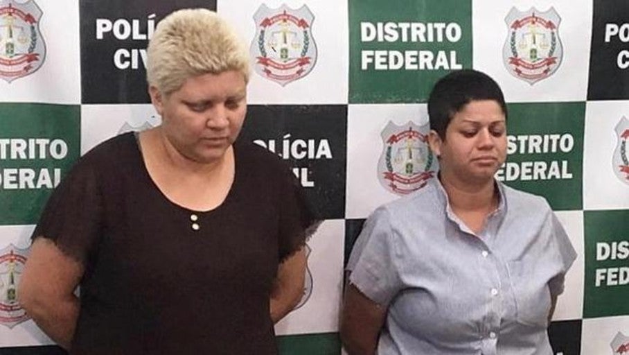 Una pareja de lesbianas amputa el pene y matan a su hijo porque querían que fuera una niña