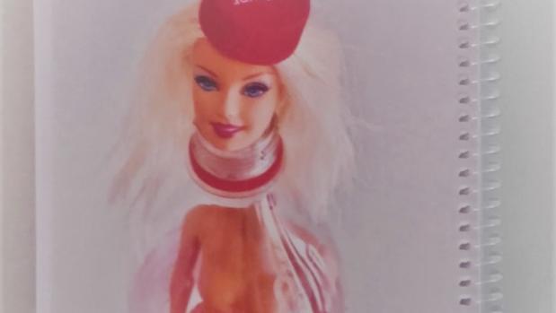 Vox denuncia que en un instituto de Mallorca se fomenta el reciclaje con una muñeca Barbie desnuda