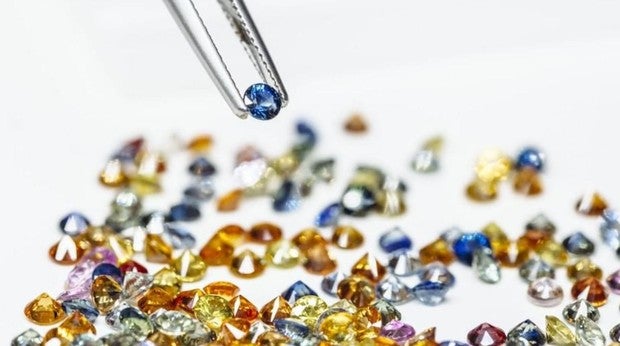 ¿Qué son las piedras natales? El lado místico de la joyería de lujo