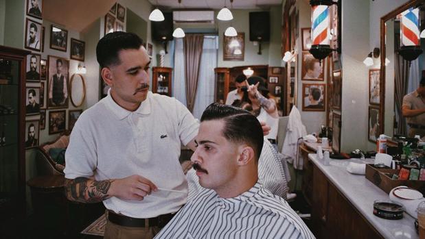 Todo lo que debes saber antes de teñirte la barba o el bigote