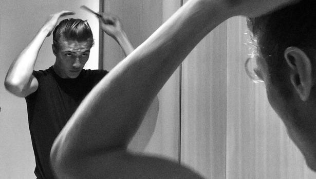 Trucos para cortarte el pelo en casa y que no sea un desastre