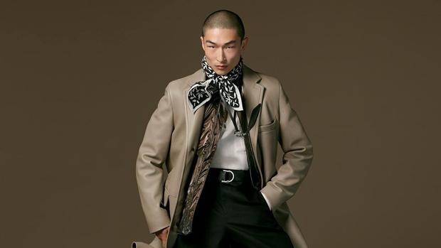 El pañuelo ‘boy scout’: tu nuevo accesorio imprescindible día y noche