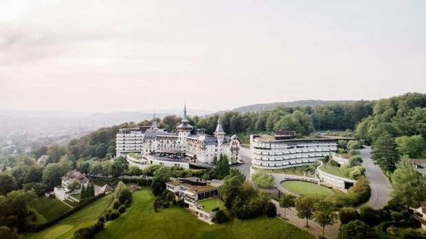 Así es el primer paquete vacacional de lujo que puedes pagar en criptomonedas