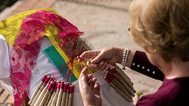 La artesanía y la moda se alían para preservar los oficios ancestrales (y, de paso, el planeta)