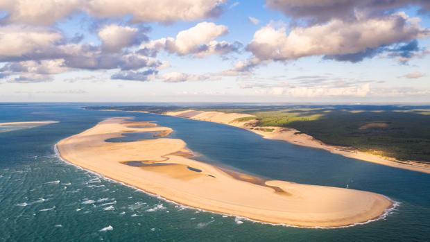 Tres destinos de lujo en la costa francesa para tu próxima escapada