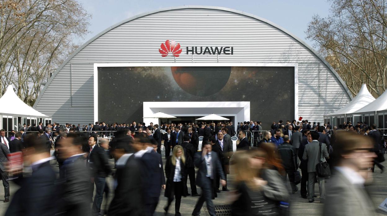 El recelo hacia las marcas chinas no afecta a Huawei: desbanca a Apple ...
